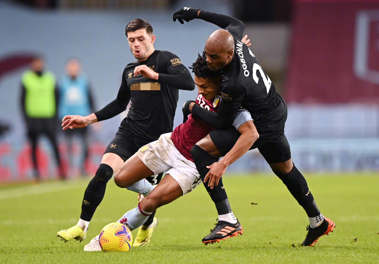 里程碑，罗伯逊迎来利物浦生涯英超第250次出场.