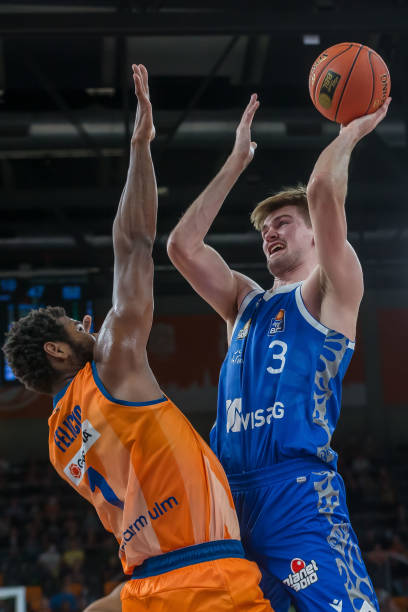 他不仅可以 他不仅可以