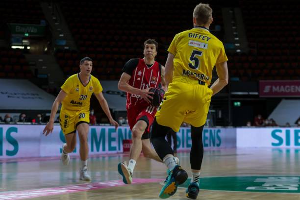 队夺得了冠 队夺得了冠