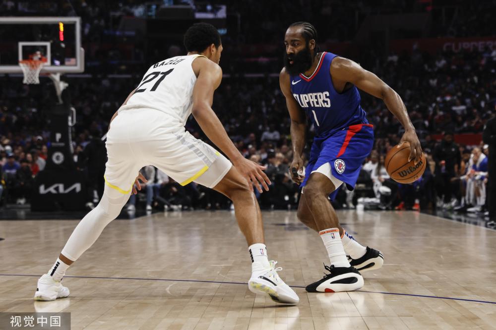 德甲赛场的 德甲赛场的